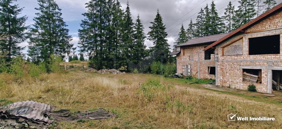 Teren Construcții intravilan de 4851 mp, în Râșca