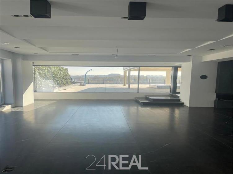 Apartament cu 2 camere decomandat în Tei