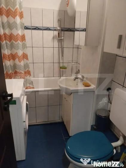 Garsonieră decomandată în Central