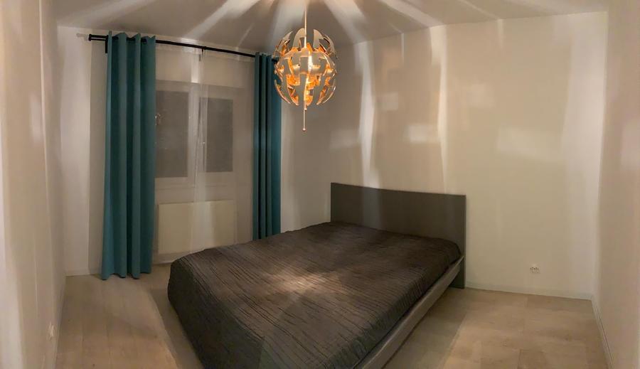 Apartament cu 3 camere decomandat, mobilat în Brâncoveanu