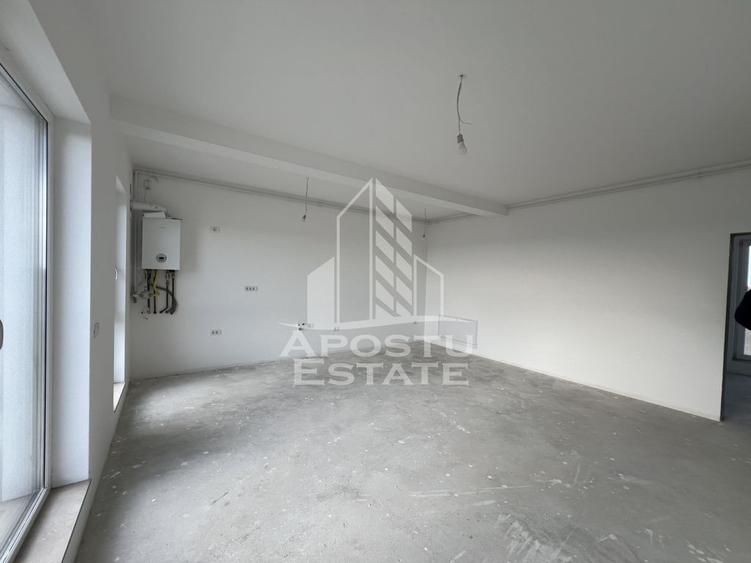 Apartament cu 3 camere decomandat în Torontalului