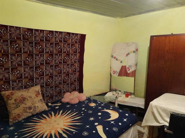 Casă cu Teren 1470 Mp în Fântânele