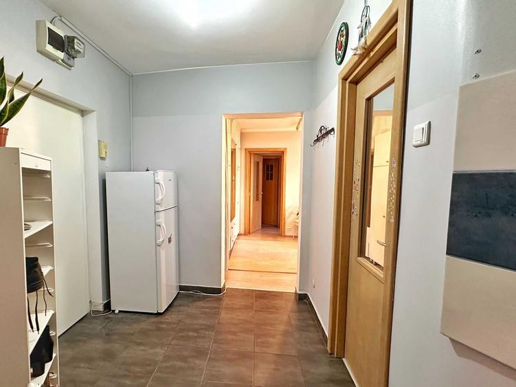 Apartament cu 2 camere semidecomandat în Titan