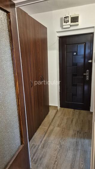 Inchiriez garsoniera Plaza Lujerului