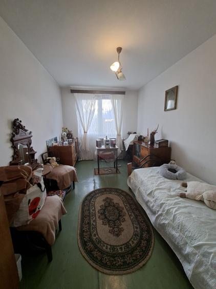 Apartament cu 2 camere decomandat în Obor