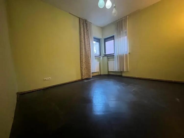 Apartament cu 2 camere semidecomandat în Romană
