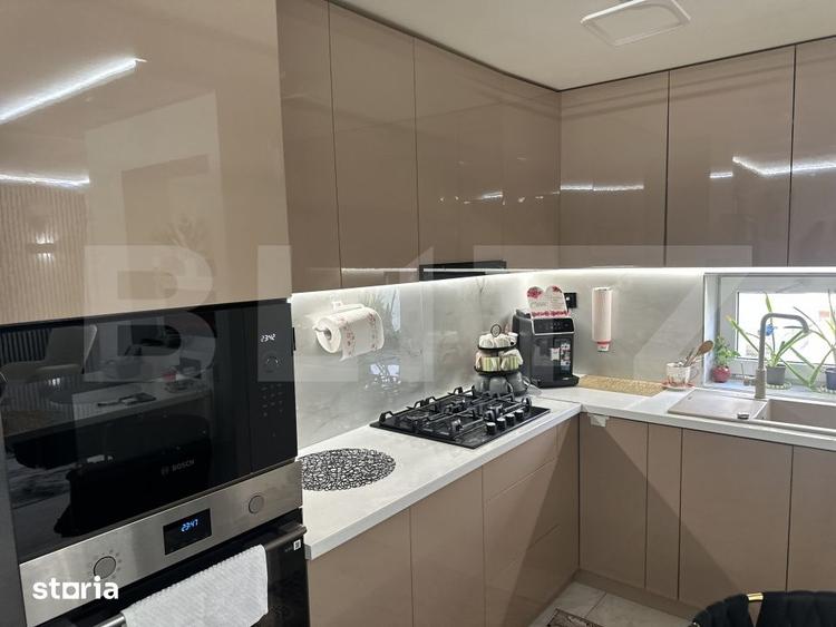 Apartament cu 4 camere decomandat în Central
