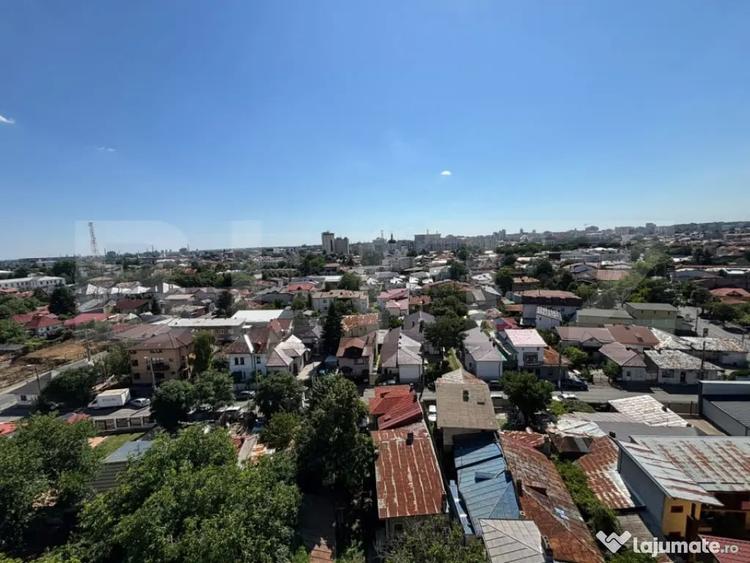 Apartament cu 3 camere decomandat în Gheorghe Doja