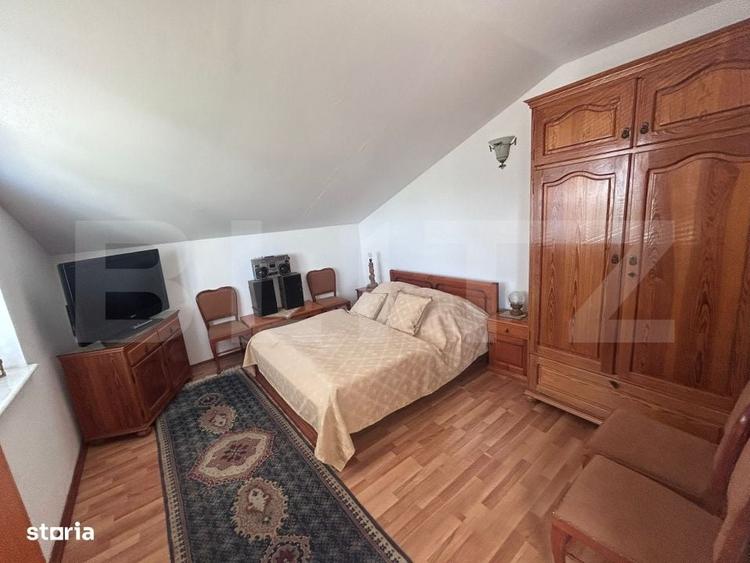 Casă cu 4 camere cu Teren 17000 Mp în Oboga