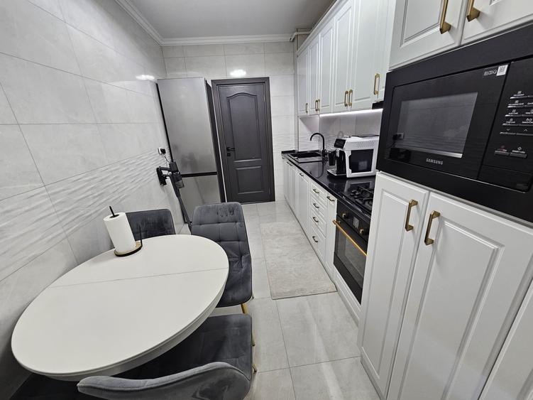 Apartament cu 2 camere decomandat în Dobroești