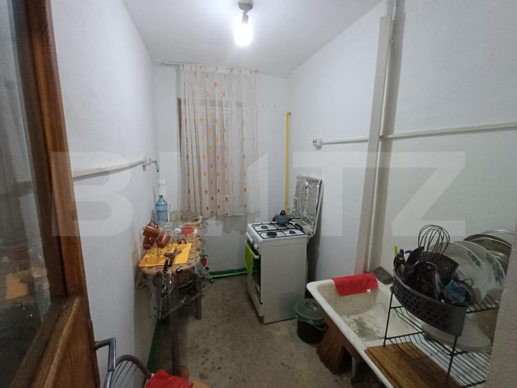 Apartament cu 2 camere semidecomandat în 9 Mai