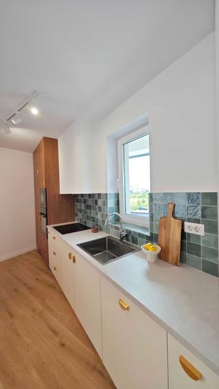 Apartament cu 3 camere decomandat în Sud