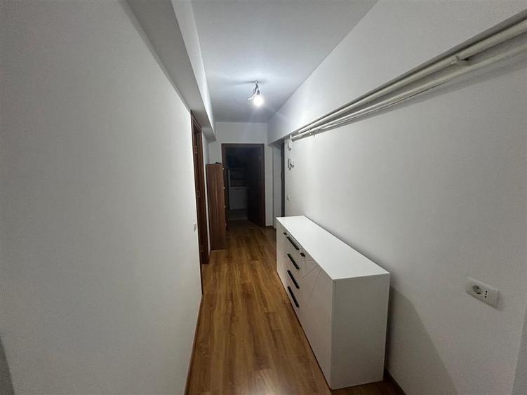 Apartament cu 3 camere decomandat în Ultracentral