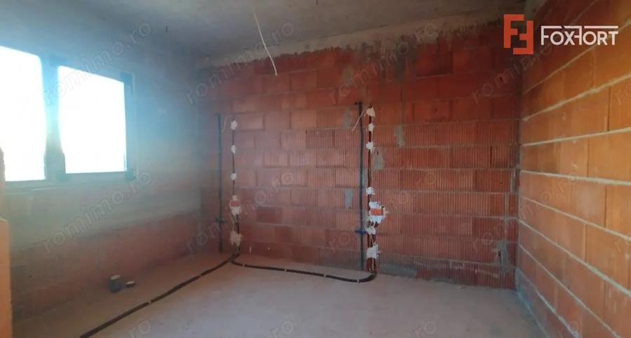 Casă cu 5 camere cu Canalizare în Becicherecu Mic