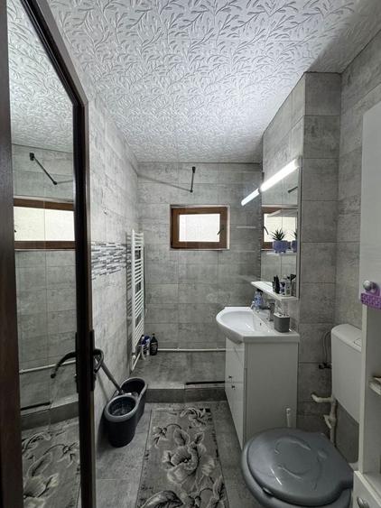 Apartament cu 2 camere semidecomandat în Plopilor