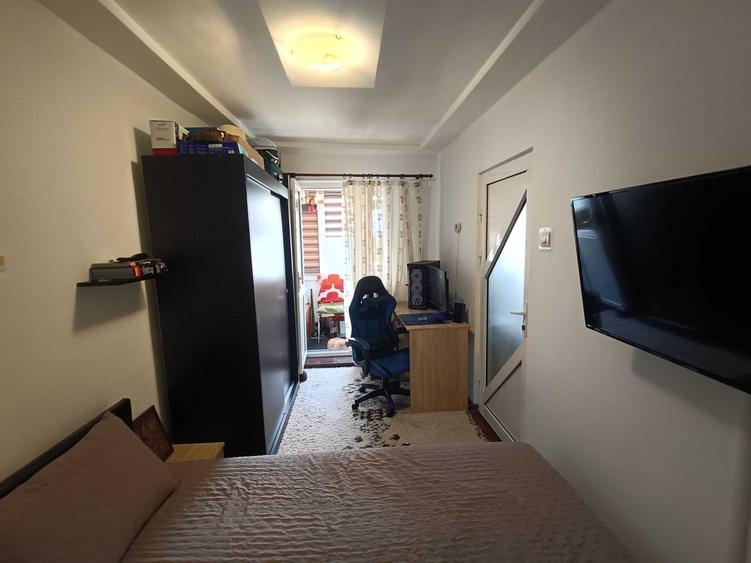 Apartament cu 2 camere în Micro 6