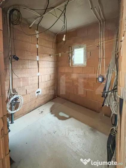 Casa partial finisata Jucu de Sus 589mp teren - 2