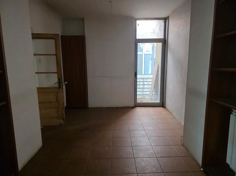 Piata Unirii, pe Bibescu Voda, 3 minute metrou, etajul 1 - 10