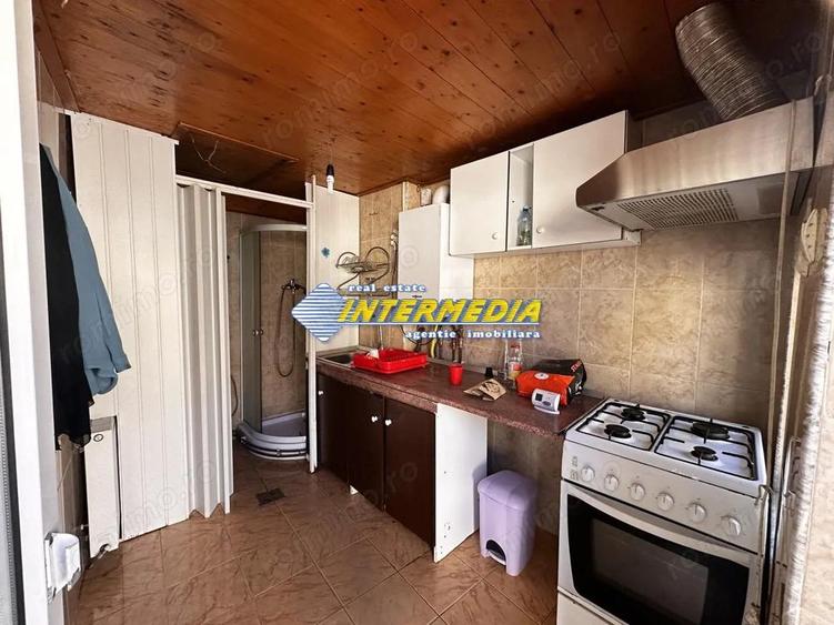 Casa veche cu Anexe cu 1313 mp Teren in Lancram centru la asfalt toate utilitatiile - 4