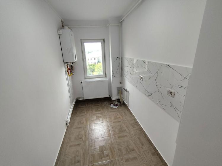 Apartament Comanesti - 4