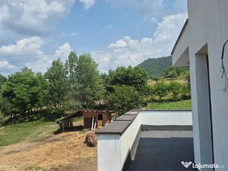 Str. Corbului, casa P+1, 30 ari teren - 4