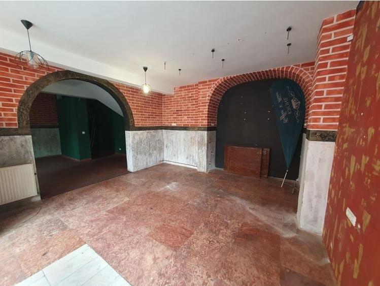 Spațiu Comercial în Centrul Istoric al Brașovului - 1