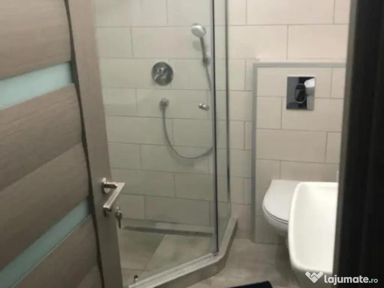 Garsoniera decomandata - zona Astra - 4