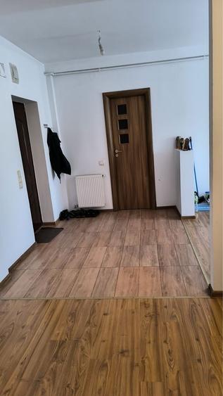 Vand garsoniera Str Calea Cisnadiei la colt cu Str Rahova - 2