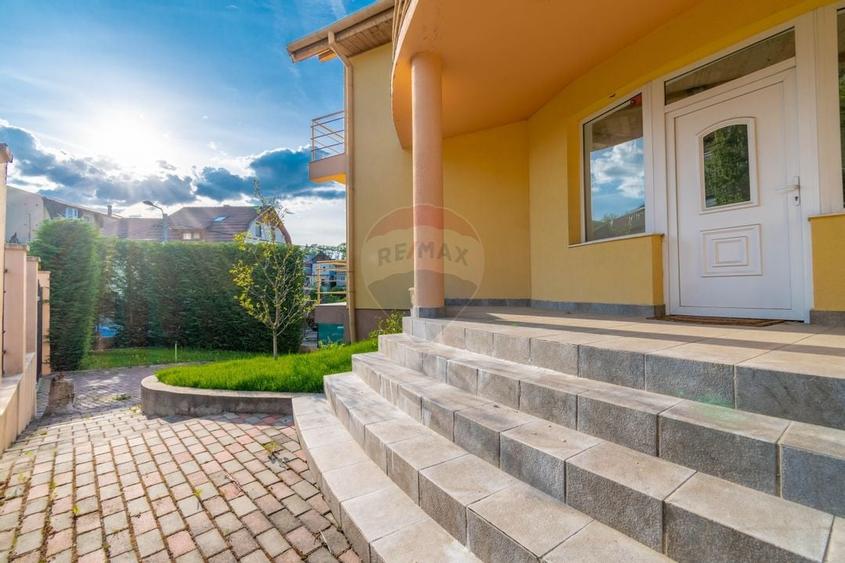 Casa de inchiriat in Zona Andrei Muresanu - 2