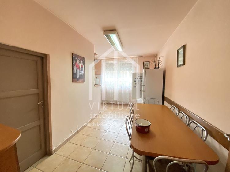 Casa de vanzare in Sibiu, 240 mp utili + 2 garaje, zona Sura Mare - 10