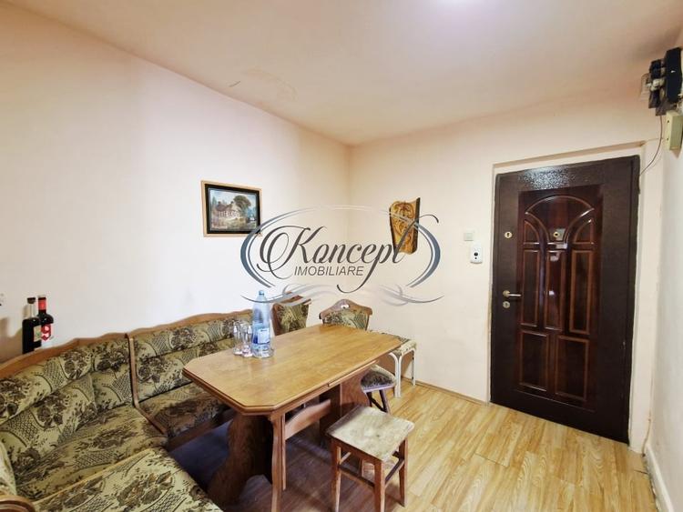 Apartament cu potential, orientare sud-est, 2 balcoane, zona Parang - 14