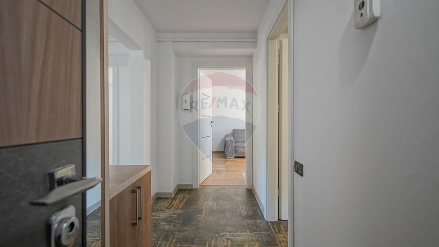Comision 0 %! Apartament cu 4 camere de vânzare! Movilei - 10