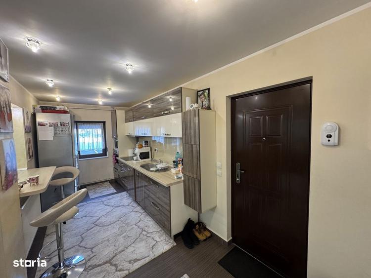 Apartament 3 camere de inchiriat Micro 17, Str. Vasile Lupu - 1