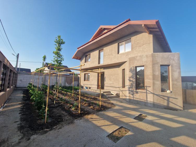 Casa P+M cu placa turnata, 5camere constructie deosebita -165.000euro - 2