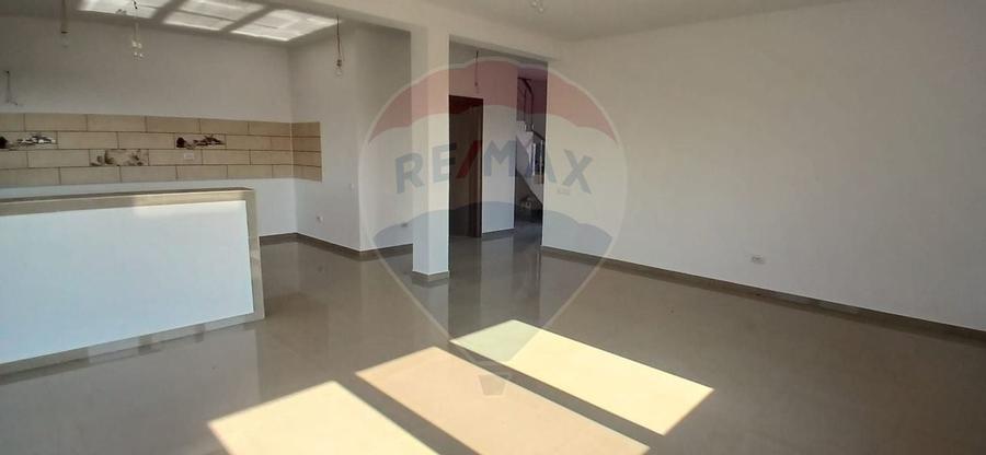 Casa individuala spatioasa cu 5 camere de vanzare in Corbeanca - 4