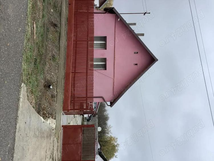 Casa de vanzare in satul Vinatori, comuna Mi?ca, jud. Arad. - 4