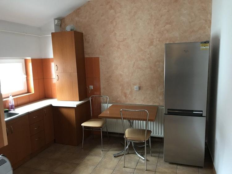 Apartament cu  2 camere, 90 m2, ultracentral cu terasă  si parcare - 4