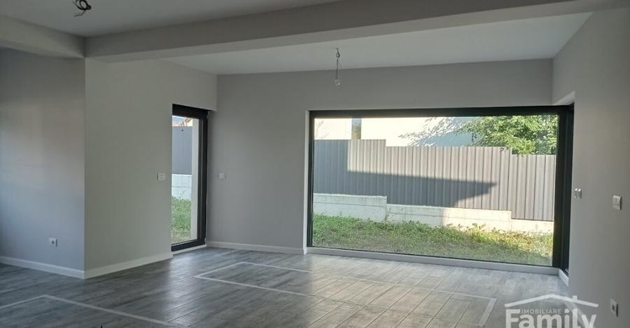 VILA de LUX in Burdujeni - 18