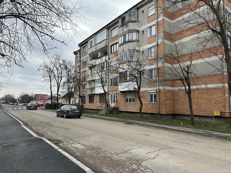 Apartament 3 camere spatiu comercial cabinet medical - 8