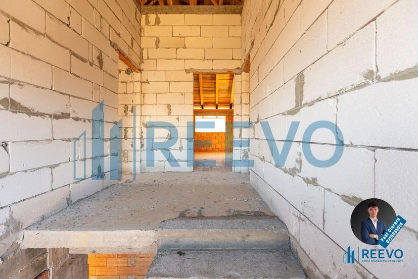 Pensiune/Vilă la roșu P+E+M în Sărata - 20