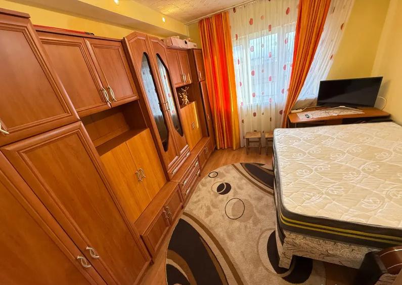 Garsoniera (camera cu baie si bucatarie) - zona Centrul Civic - 5