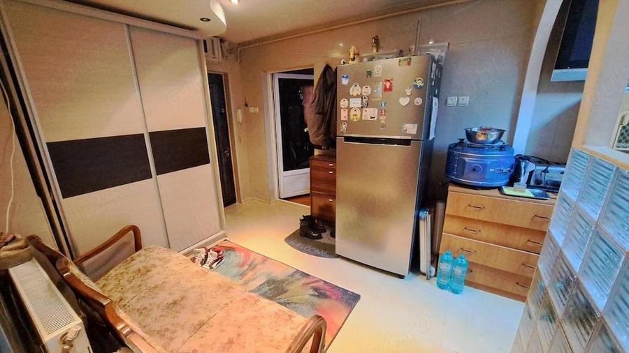 VAND Apartament 4 camere decomandate super amenajat Etaj 3 Oras Braila Vidin Tel - 7