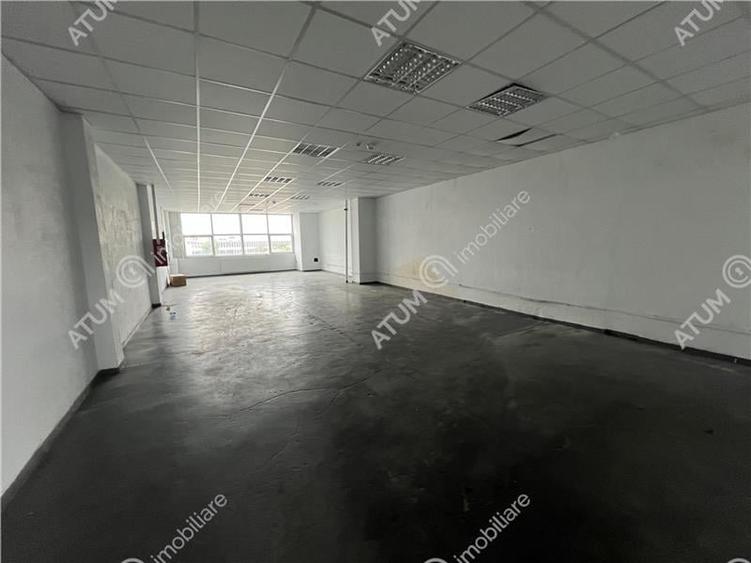Hala industriala 1738 mp cu lift industrial situat in zona Centrala - 10