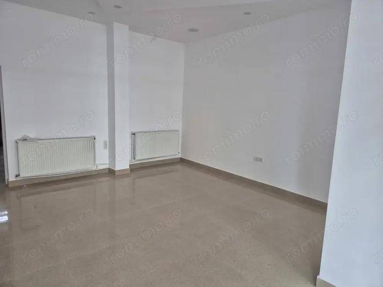 Spatiu comercial Republicii 28 - 1