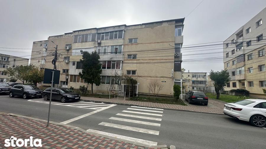 Cernavoda - str. 9 mai, Apartament cu 3 camere - 69 mp - etaj 3 - 12