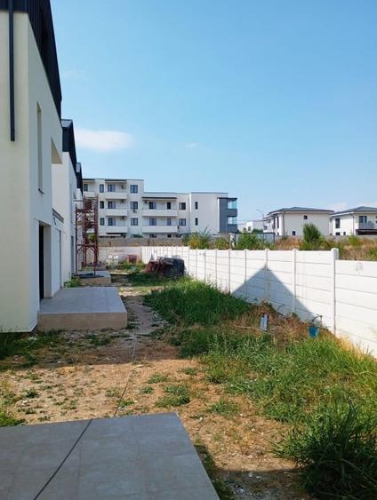 Vila Tunari str. Paris, 5 camere, curte 300  mp, 400 mp construiti - 3