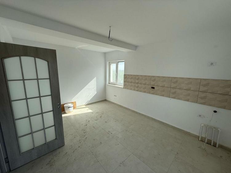 SUPERPROMOTIE Casă cu 4 camere ! - 3