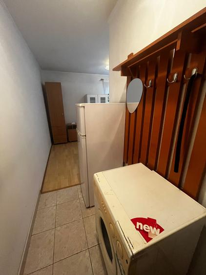 AFI Palace Cotroceni - 3 minute metrou Favorit - Garsoniera cf 2 - 4