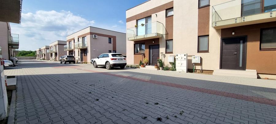 Mutare Imediata -  "Vile în ansamblu securizat – liniște, protecție și confort" - 46