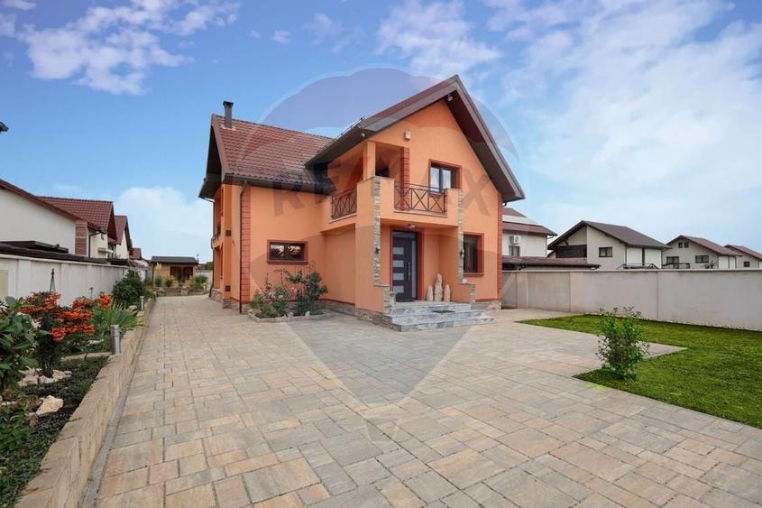 Casa unica, cartier Izvor - Str. Izvorului 10 - 1